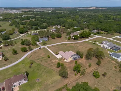 17540 Vista Belle Court Montverde FL 34756