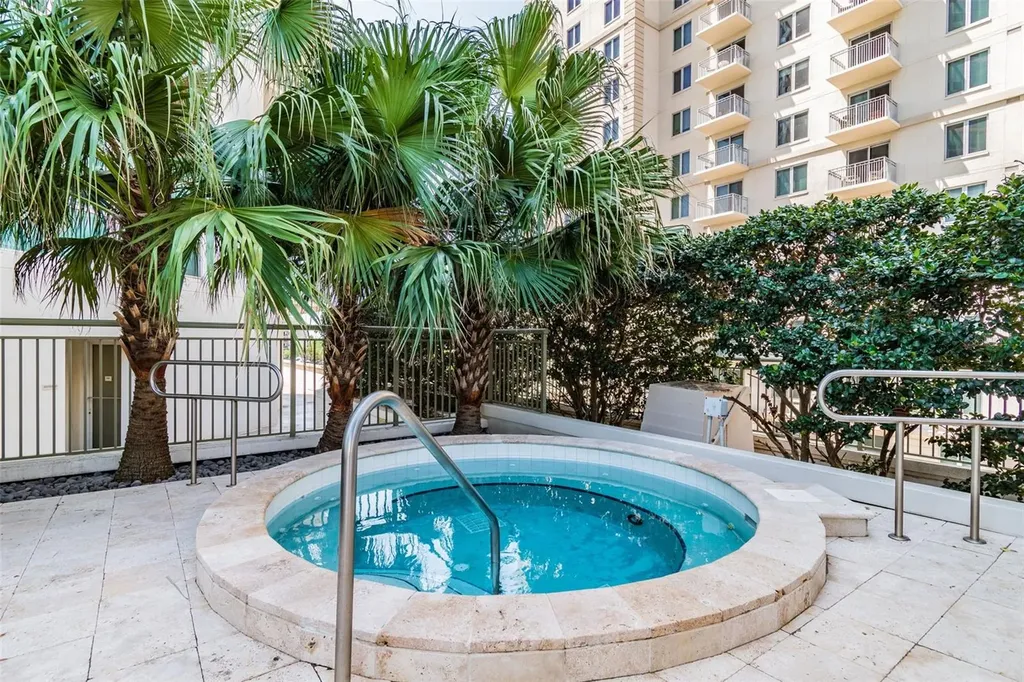 450 Knights Run Avenue Tampa FL 33602