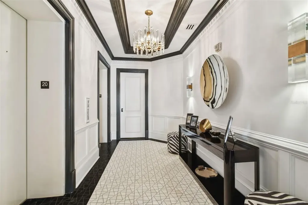 450 Knights Run Avenue Tampa FL 33602