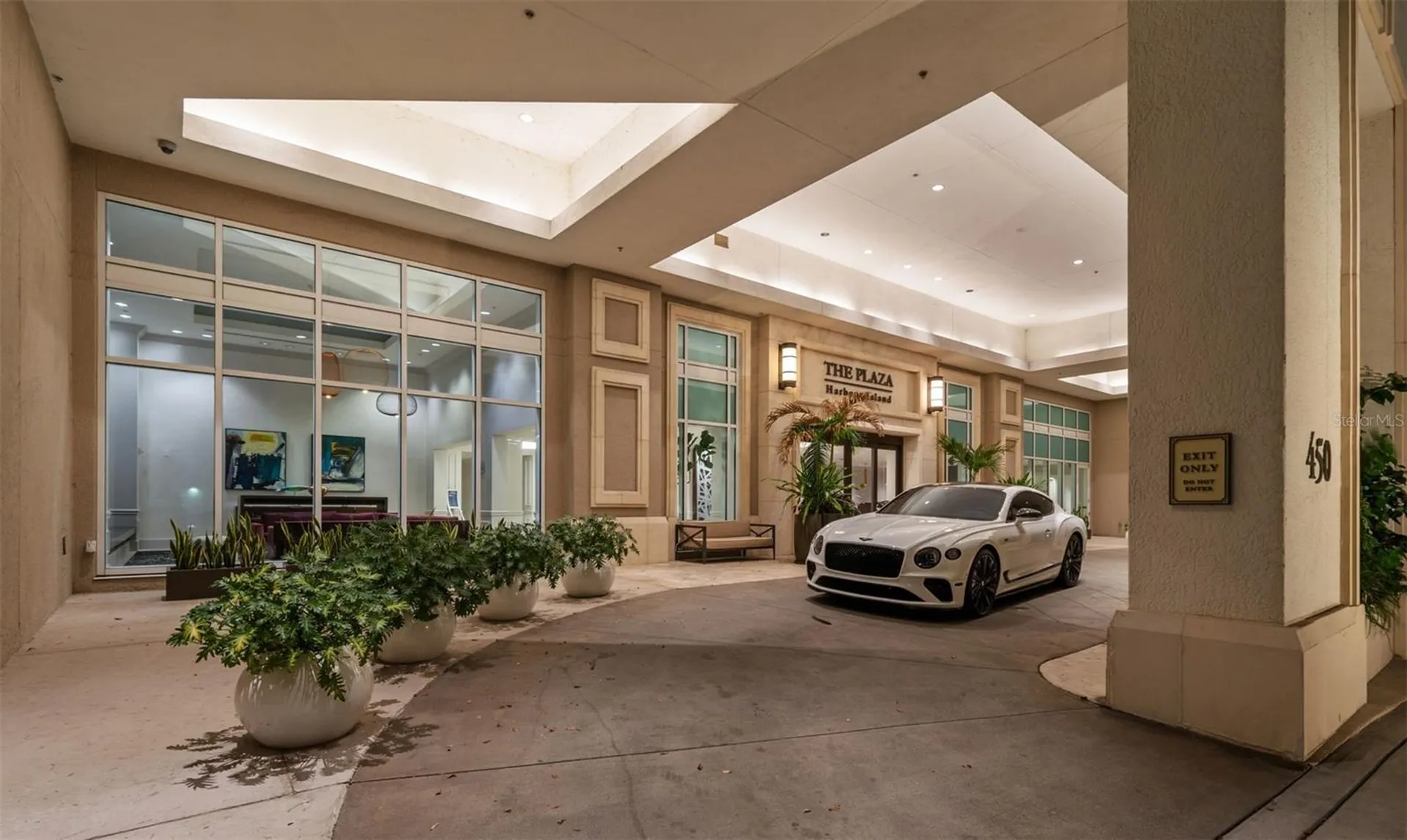 450 Knights Run Avenue Tampa FL 33602
