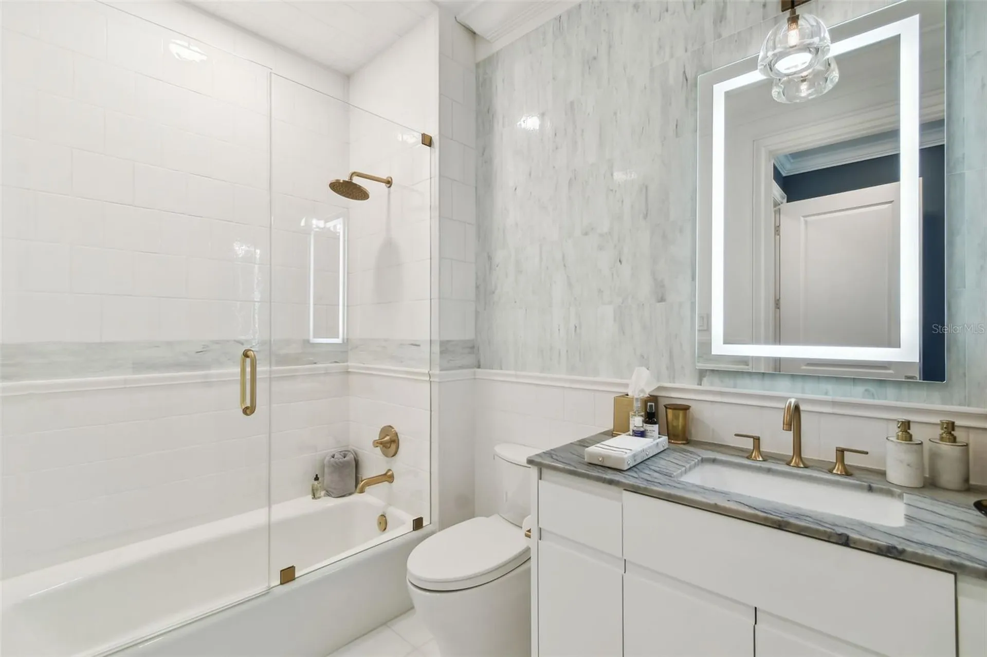 450 Knights Run Avenue Tampa FL 33602