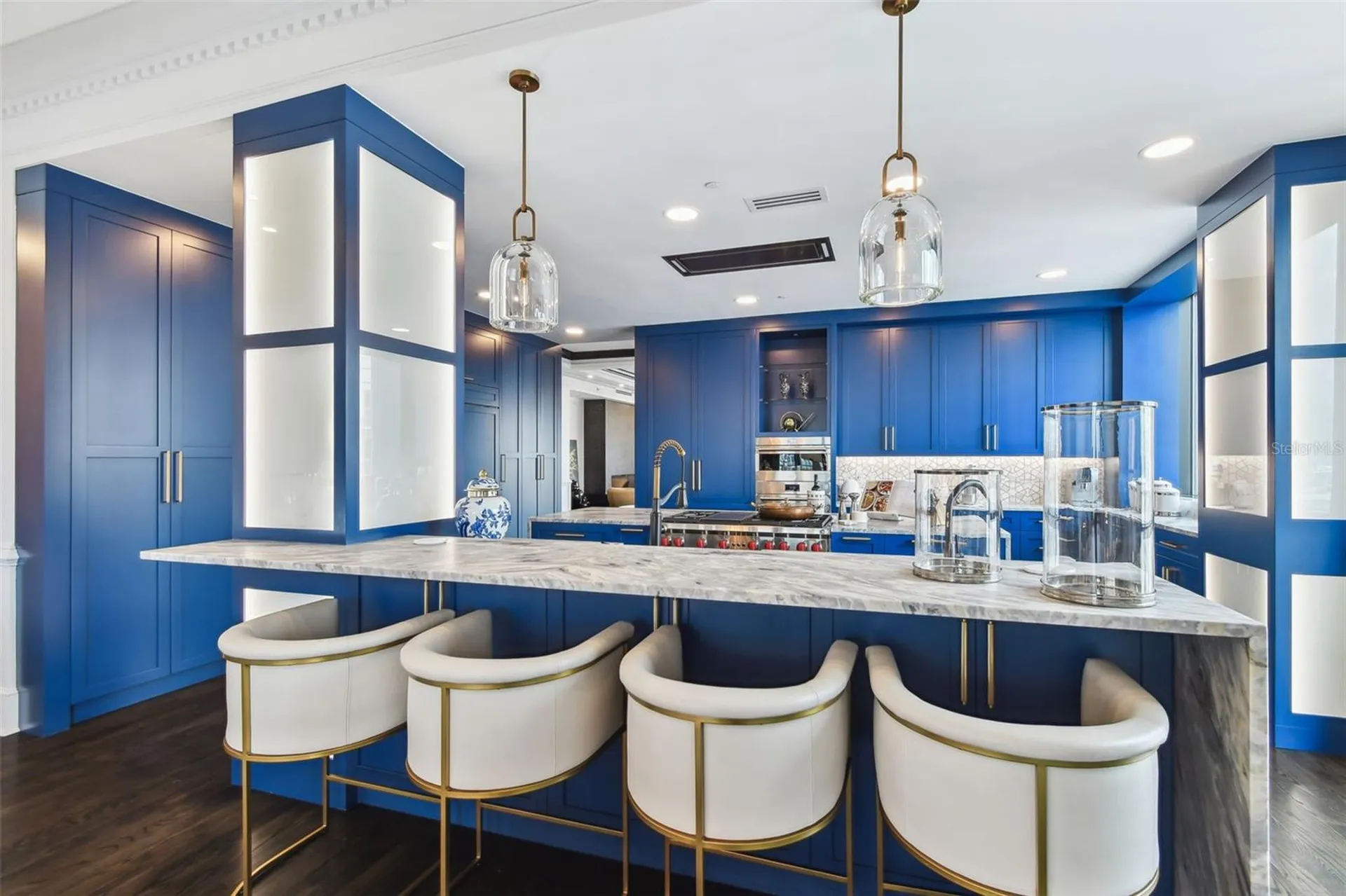 450 Knights Run Avenue Tampa FL 33602
