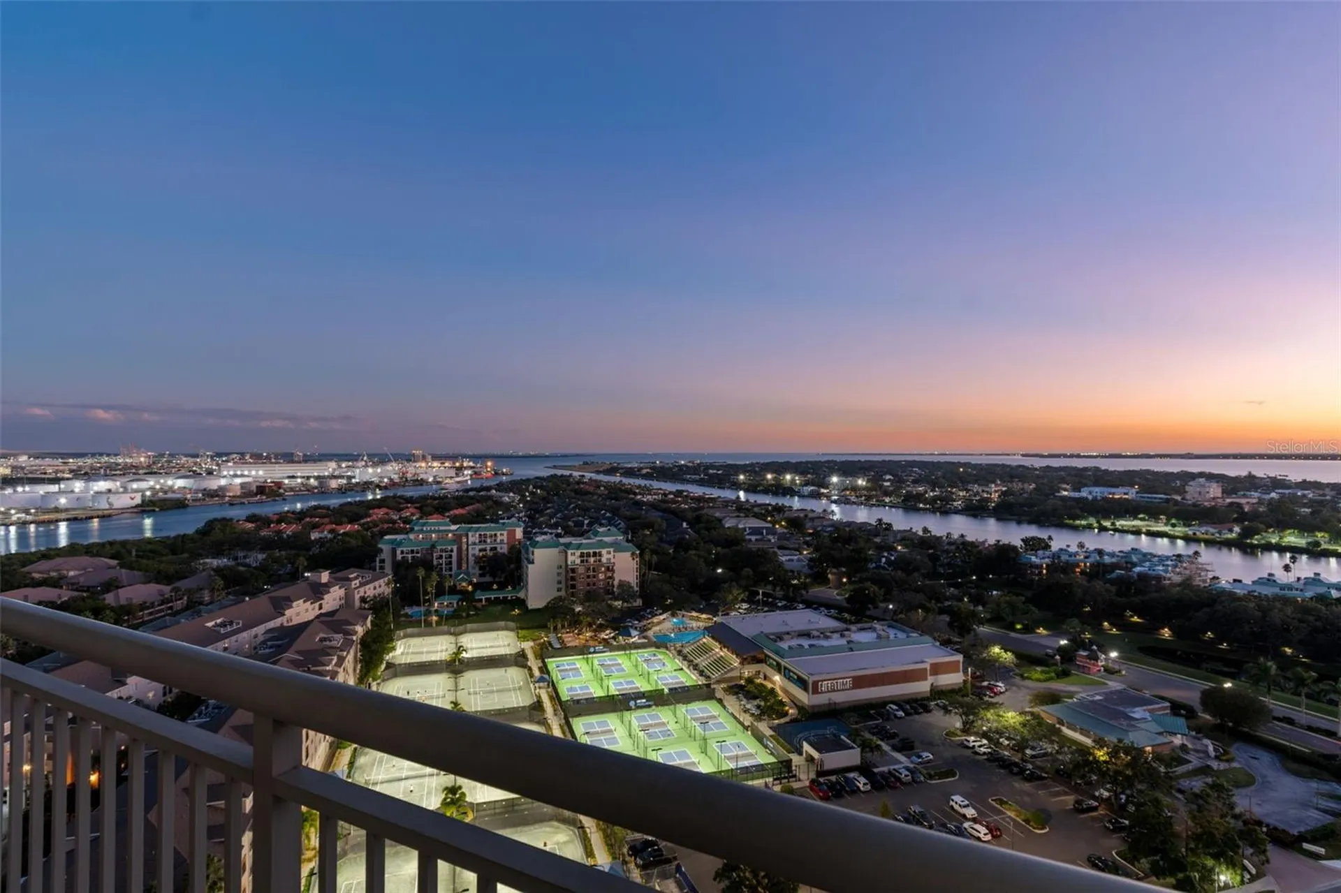 450 Knights Run Avenue Tampa FL 33602