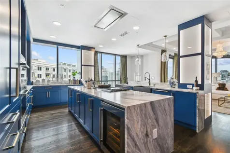 450 Knights Run Avenue Tampa FL 33602