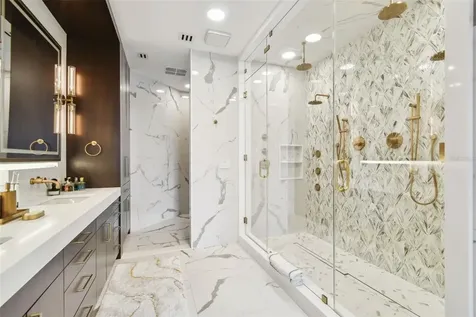 450 Knights Run Avenue Tampa FL 33602