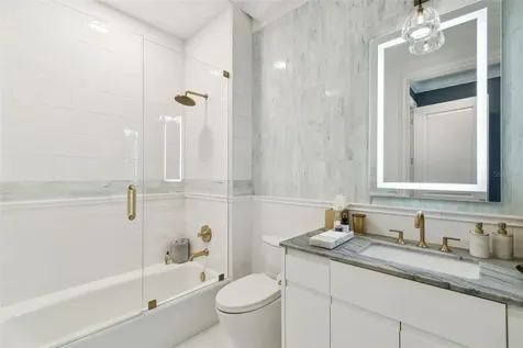 450 Knights Run Avenue Tampa FL 33602