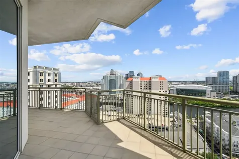 450 Knights Run Avenue Tampa FL 33602