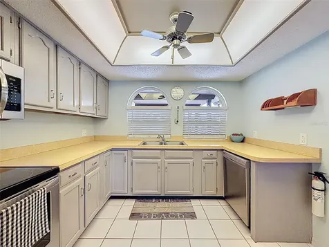 9127 Lingrove Road Weeki Wachee FL 34613