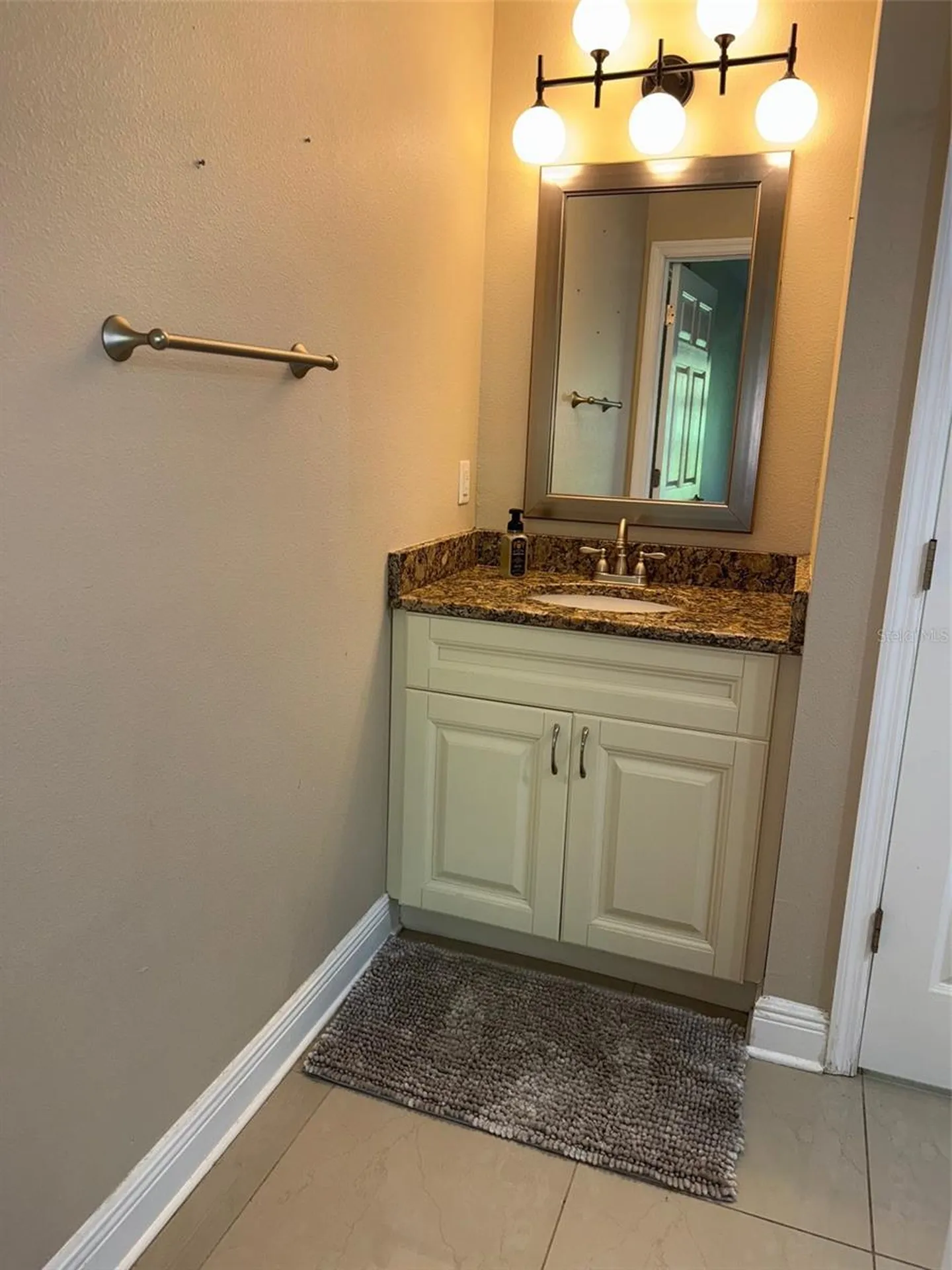 6609 Myrna Drive Tampa FL 33619