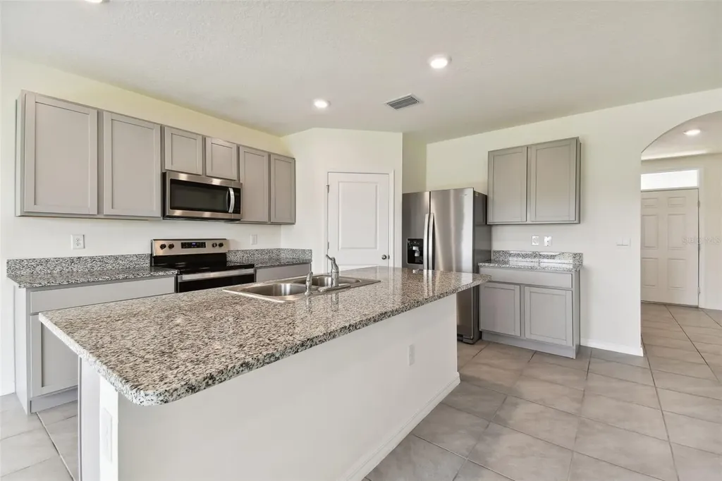 33405 Hamilton Hill Lane Wesley Chapel FL 33545