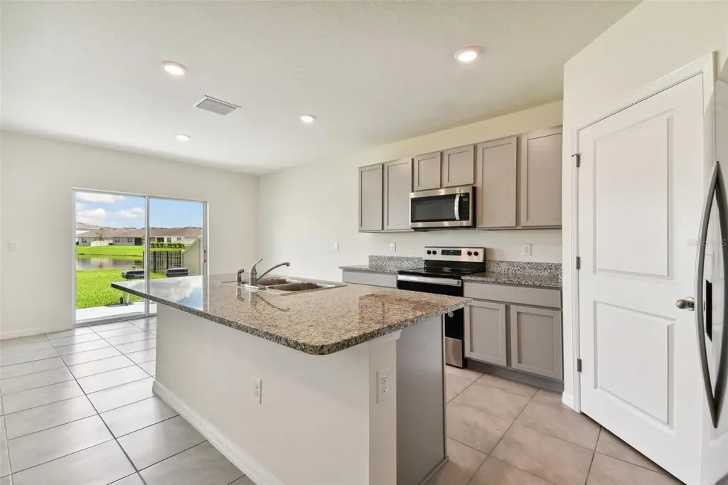 33405 Hamilton Hill Lane Wesley Chapel FL 33545