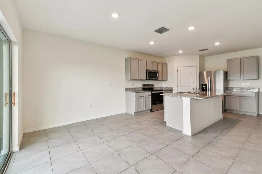 33405 Hamilton Hill Lane Wesley Chapel FL 33545
