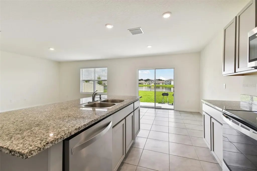 33405 Hamilton Hill Lane Wesley Chapel FL 33545