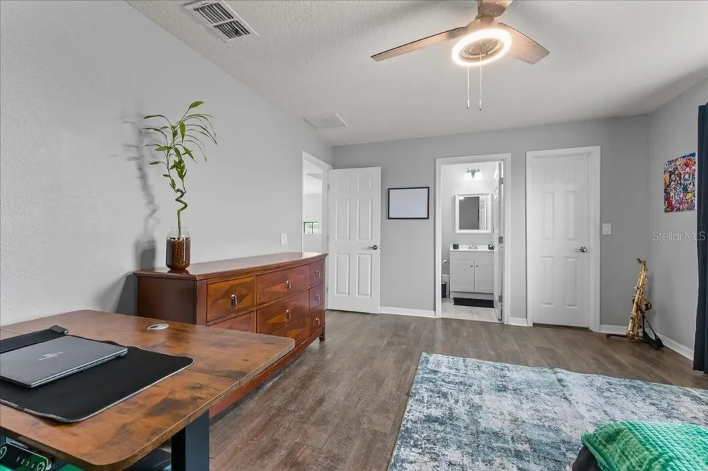 1675 Feather Grass Loop Lutz FL 33558