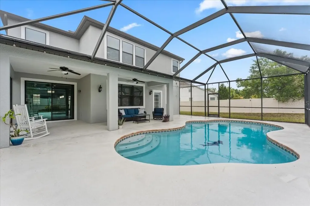 1675 Feather Grass Loop Lutz FL 33558