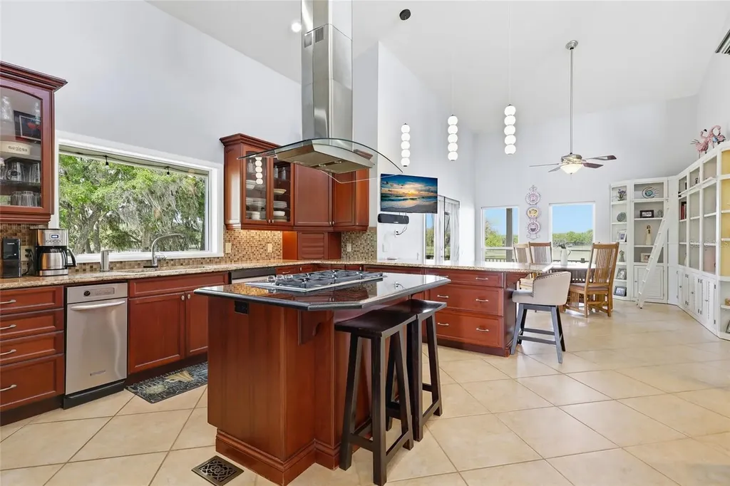 1042 SW Woodland Avenue Fort White FL 32038