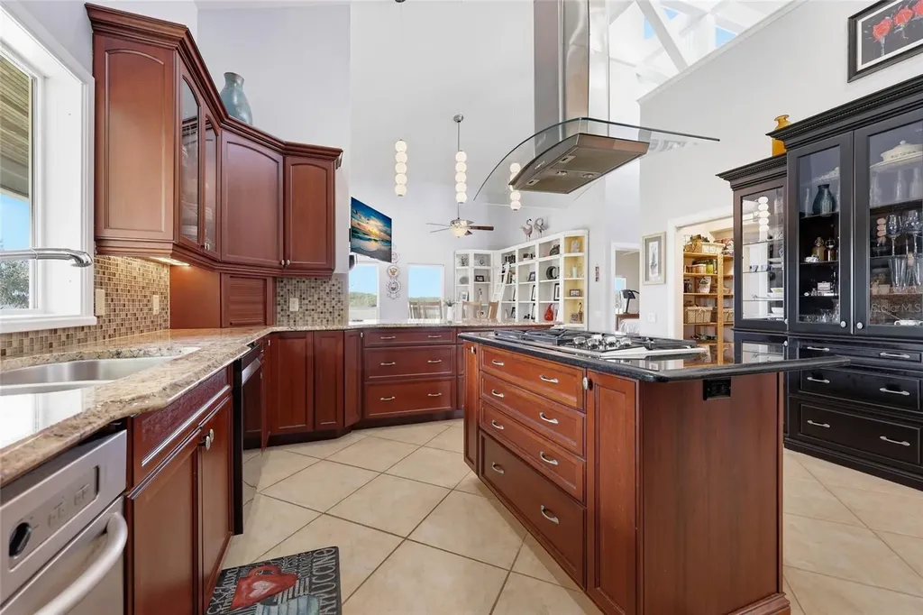 1042 SW Woodland Avenue Fort White FL 32038