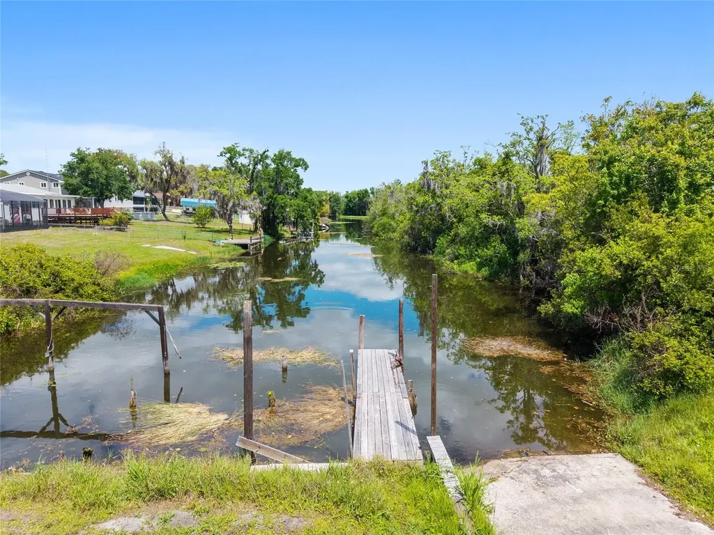 38845 Ella Drive Lady Lake FL 32159
