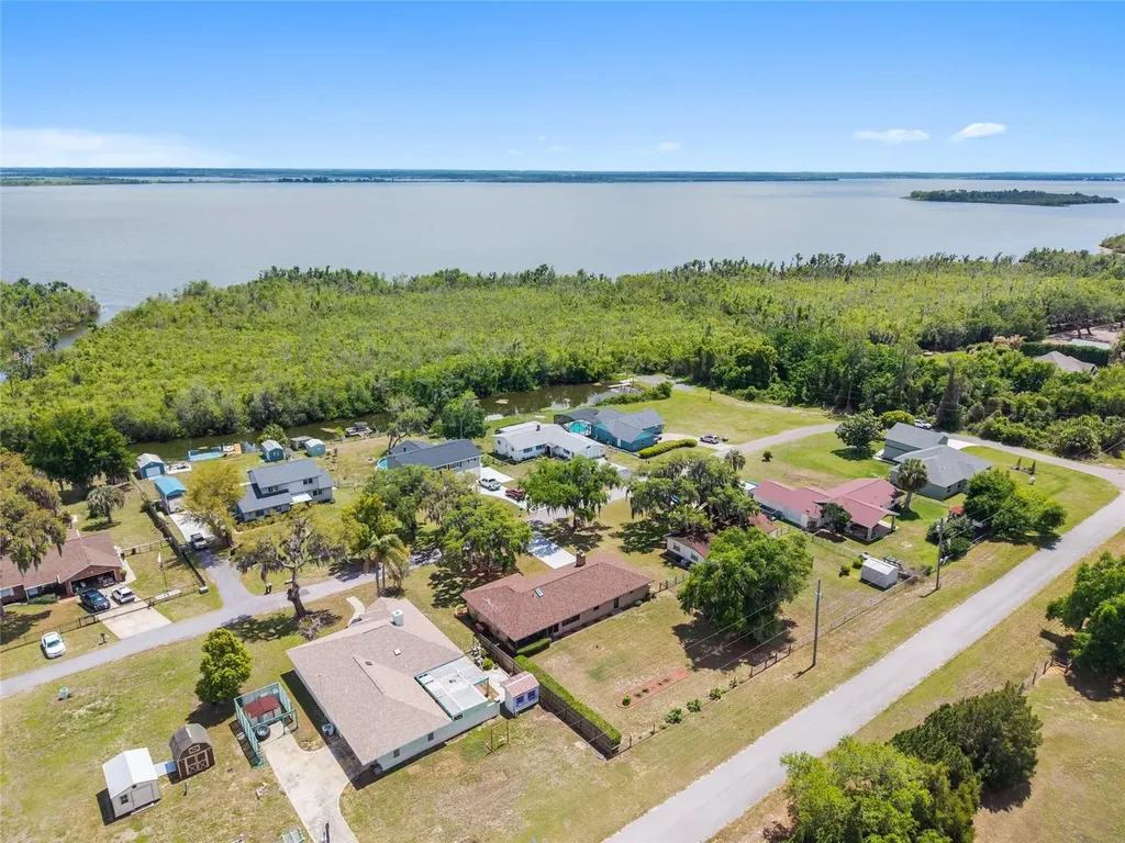 38845 Ella Drive Lady Lake FL 32159