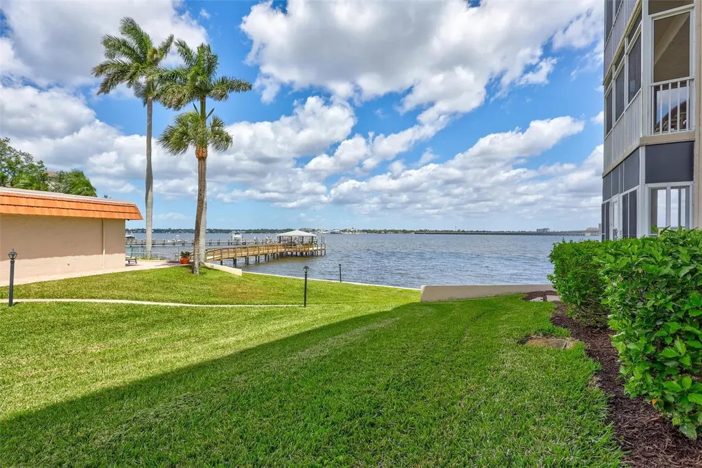 1600 1st Avenue W Bradenton FL 34205