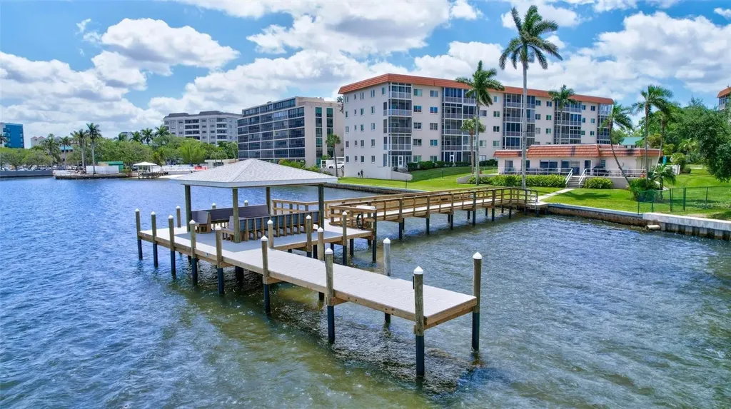 1600 1st Avenue W Bradenton FL 34205