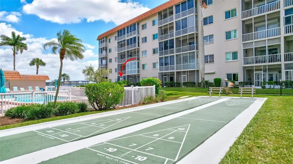 1600 1st Avenue W Bradenton FL 34205