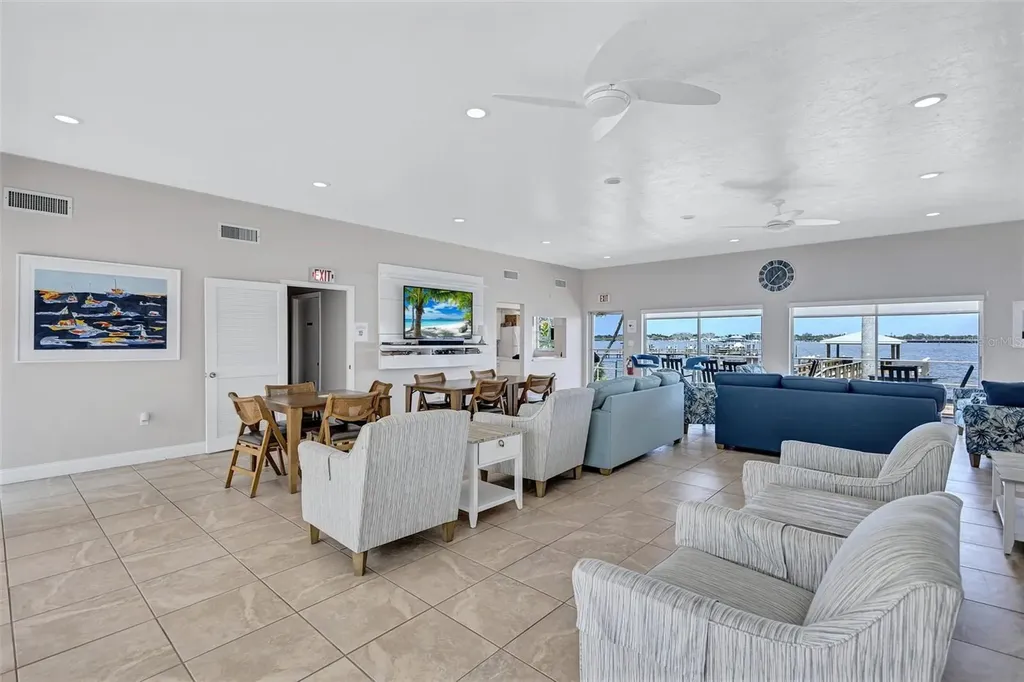 1600 1st Avenue W Bradenton FL 34205