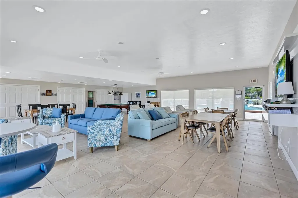 1600 1st Avenue W Bradenton FL 34205