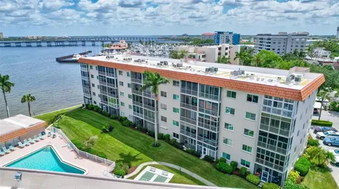 1600 1st Avenue W Bradenton FL 34205