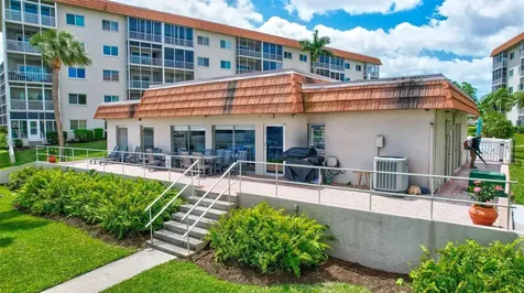 1600 1st Avenue W Bradenton FL 34205