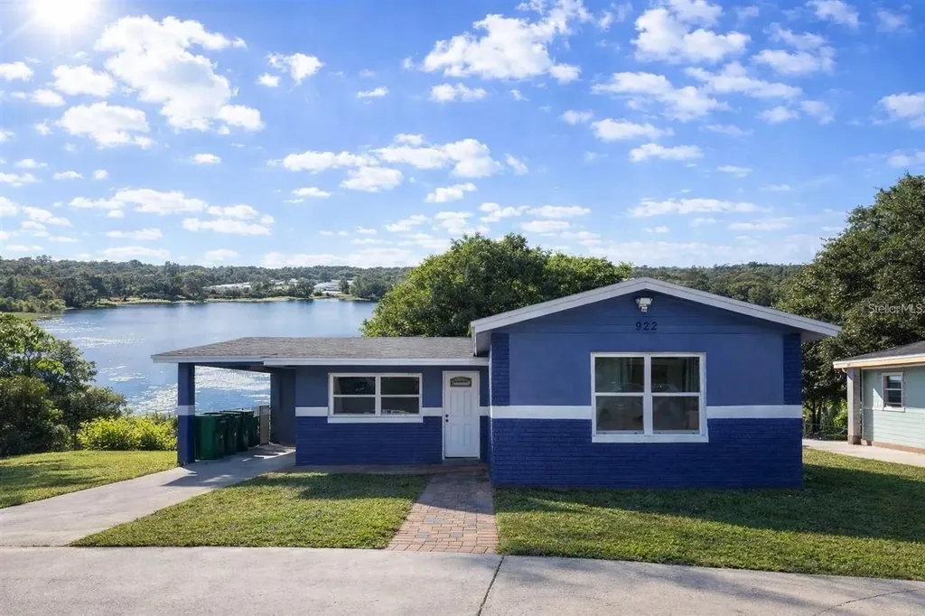 922 Martin Luther King Boulevard NE Winter Haven FL 33881