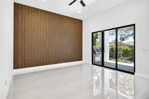 4426 W Euclid Avenue Tampa FL 33629