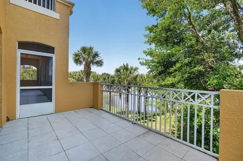40 Casa Bella Circle Palm Coast FL 32137