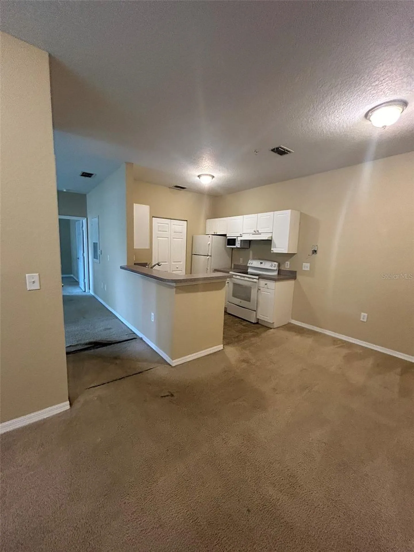 823 Grand Regency Point Altamonte Springs FL 32714