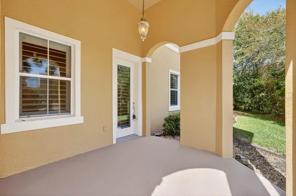 40 Casa Bella Circle Palm Coast FL 32137