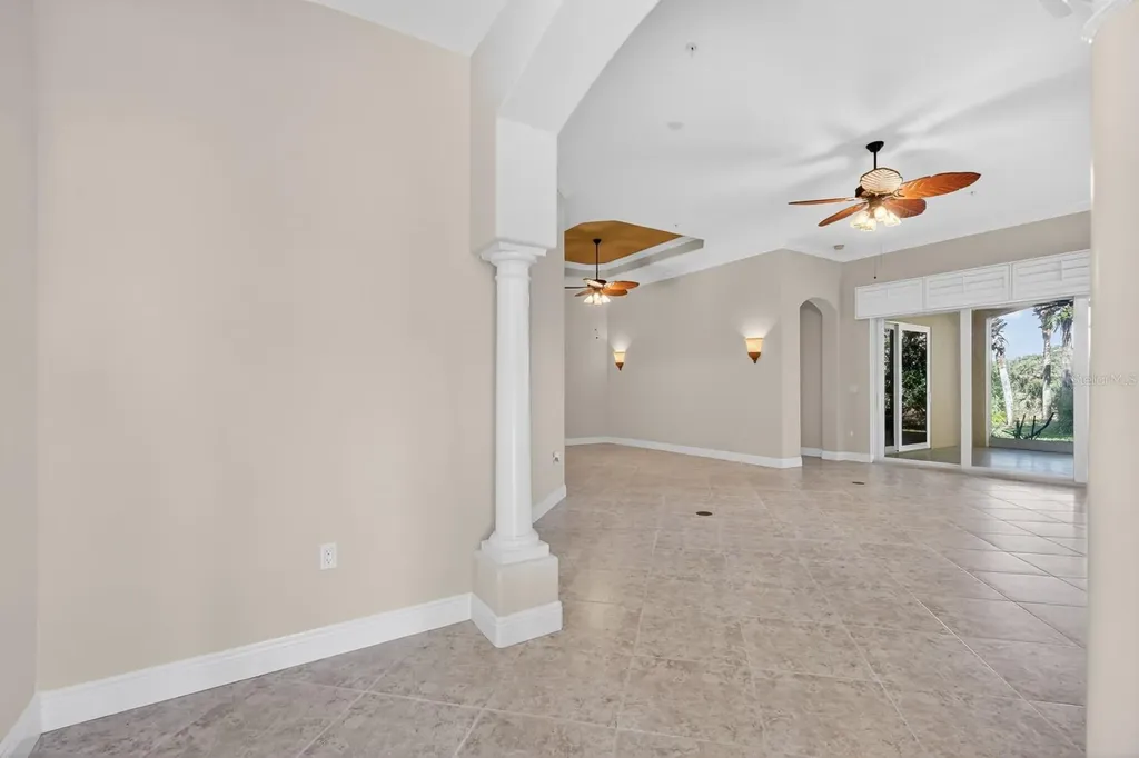 40 Casa Bella Circle Palm Coast FL 32137