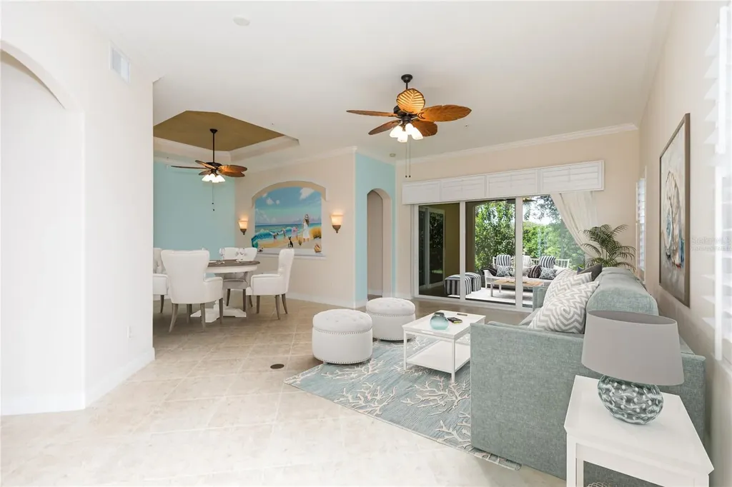 40 Casa Bella Circle Palm Coast FL 32137