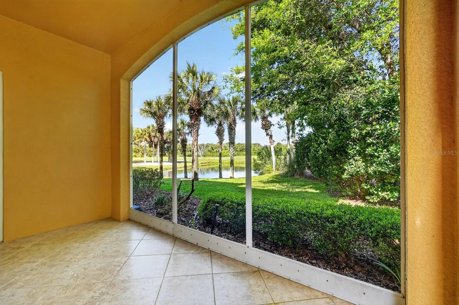 40 Casa Bella Circle Palm Coast FL 32137