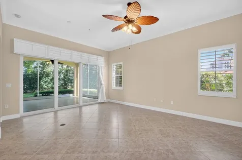 40 Casa Bella Circle Palm Coast FL 32137