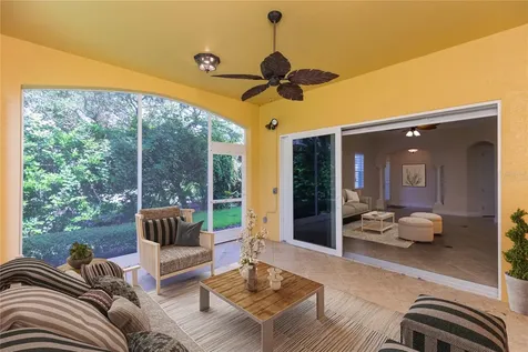 40 Casa Bella Circle Palm Coast FL 32137