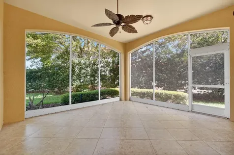 40 Casa Bella Circle Palm Coast FL 32137