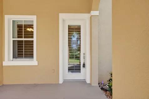 40 Casa Bella Circle Palm Coast FL 32137