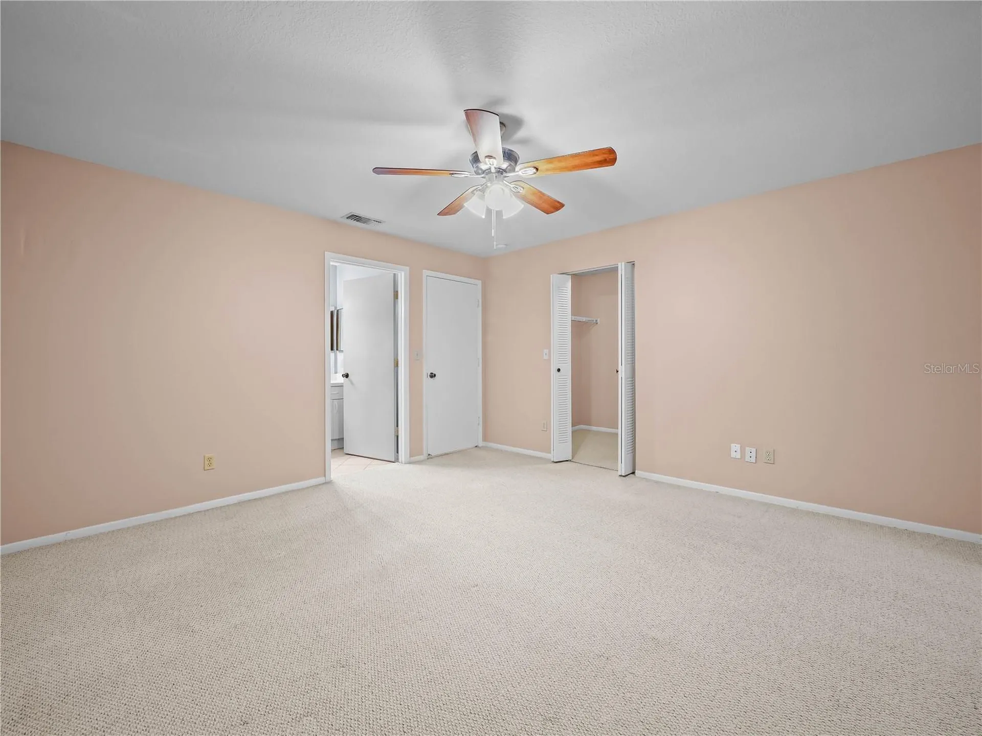 525 Winter Terr Road Winter Haven FL 33881