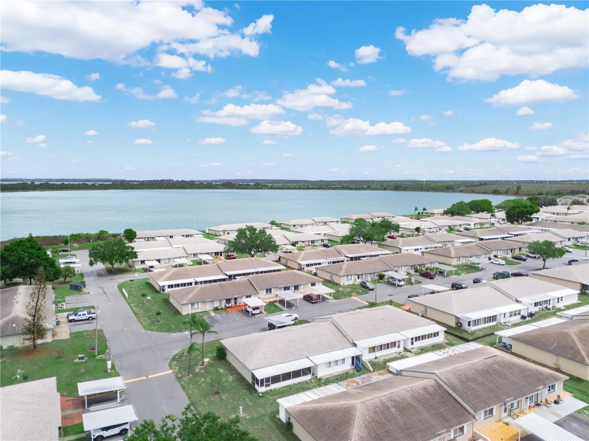 525 Winter Terr Road Winter Haven FL 33881