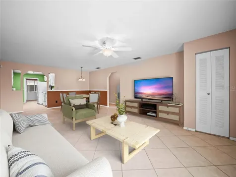 525 Winter Terr Road Winter Haven FL 33881