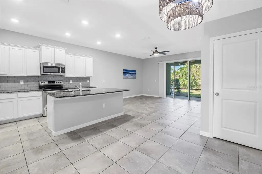 8685 Daydream Street Sarasota FL 34238