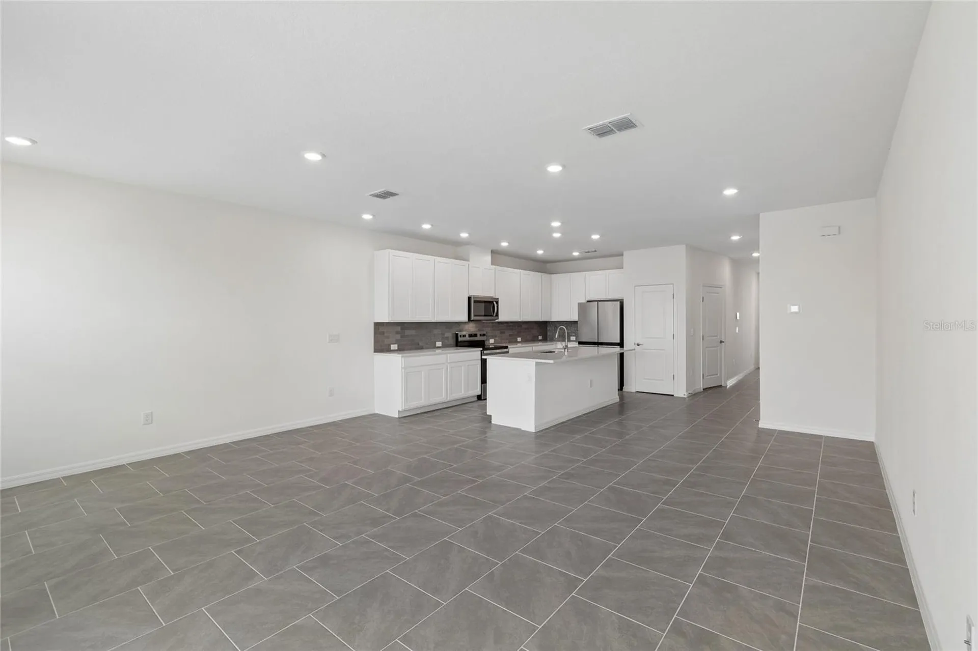 6335 Jensen View Avenue Apollo Beach FL 33572