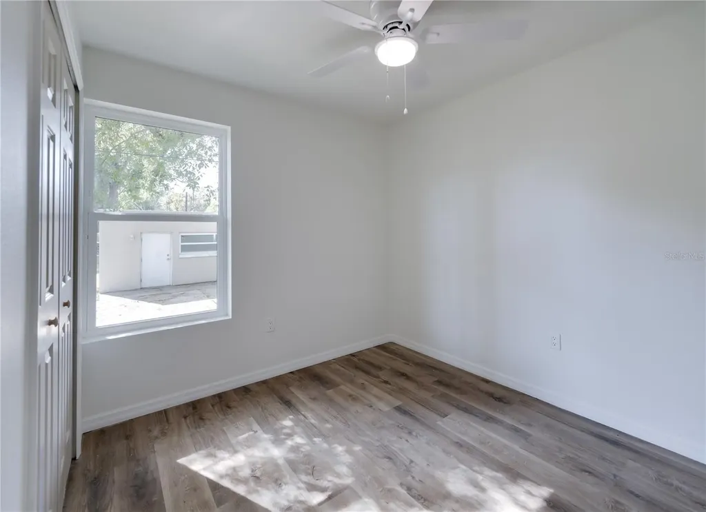 767 1/2 19th Avenue S St Petersburg FL 33705