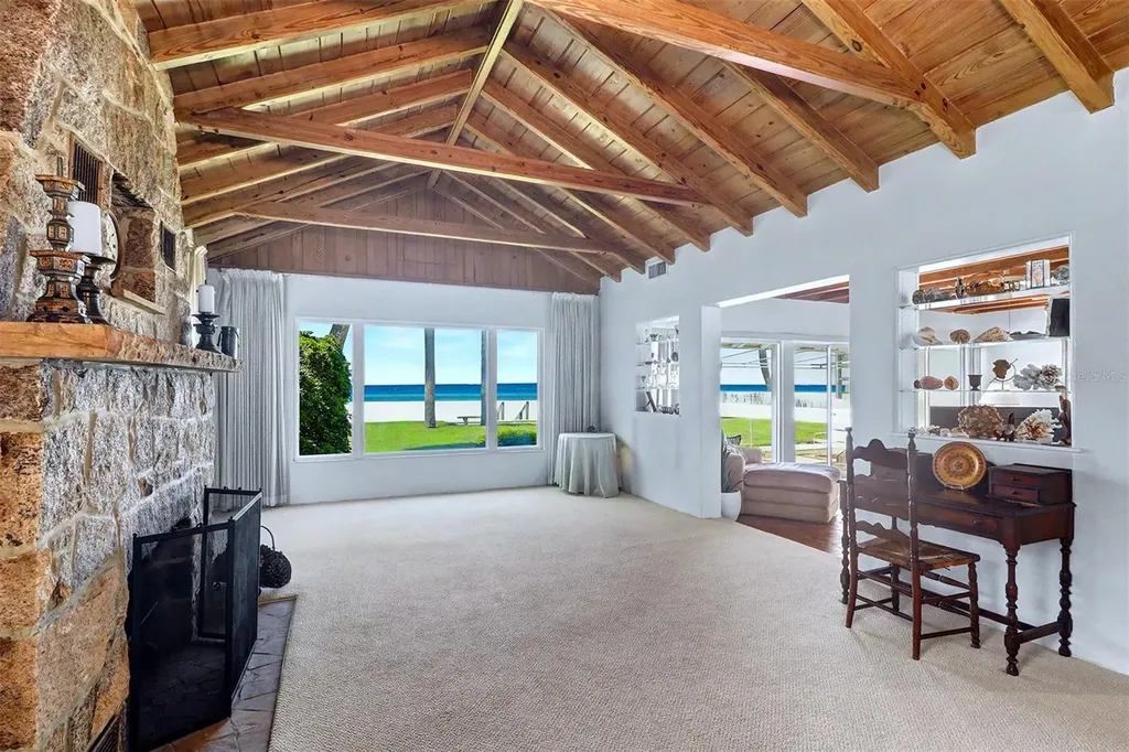 18206 Sunset Boulevard Redington Shores FL 33708