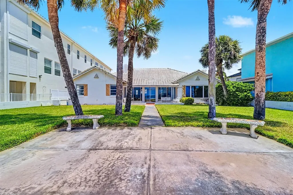 18206 Sunset Boulevard Redington Shores FL 33708